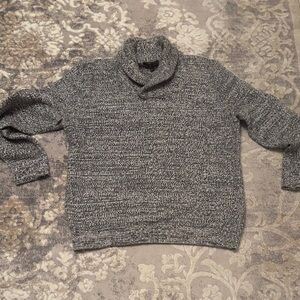 Banana Republic Men's Gray Sweater Size Large